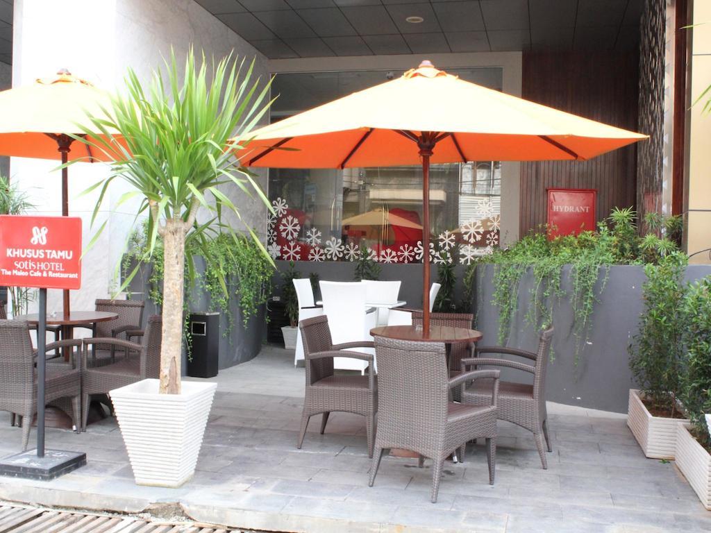 Sotis Hotel Джакарта Екстериор снимка