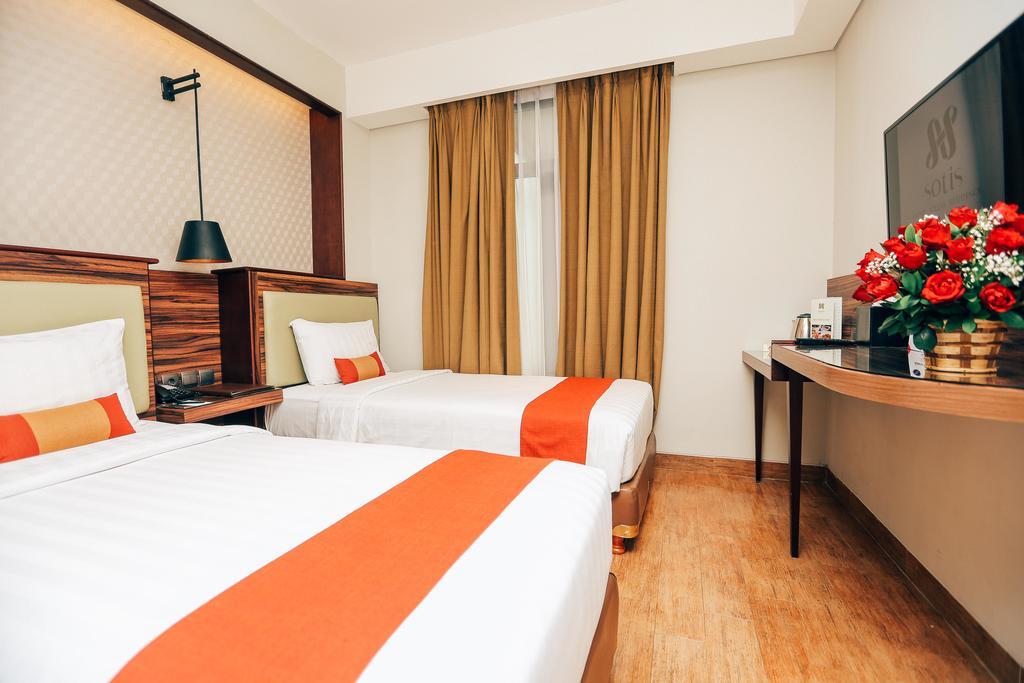 Sotis Hotel Джакарта Екстериор снимка